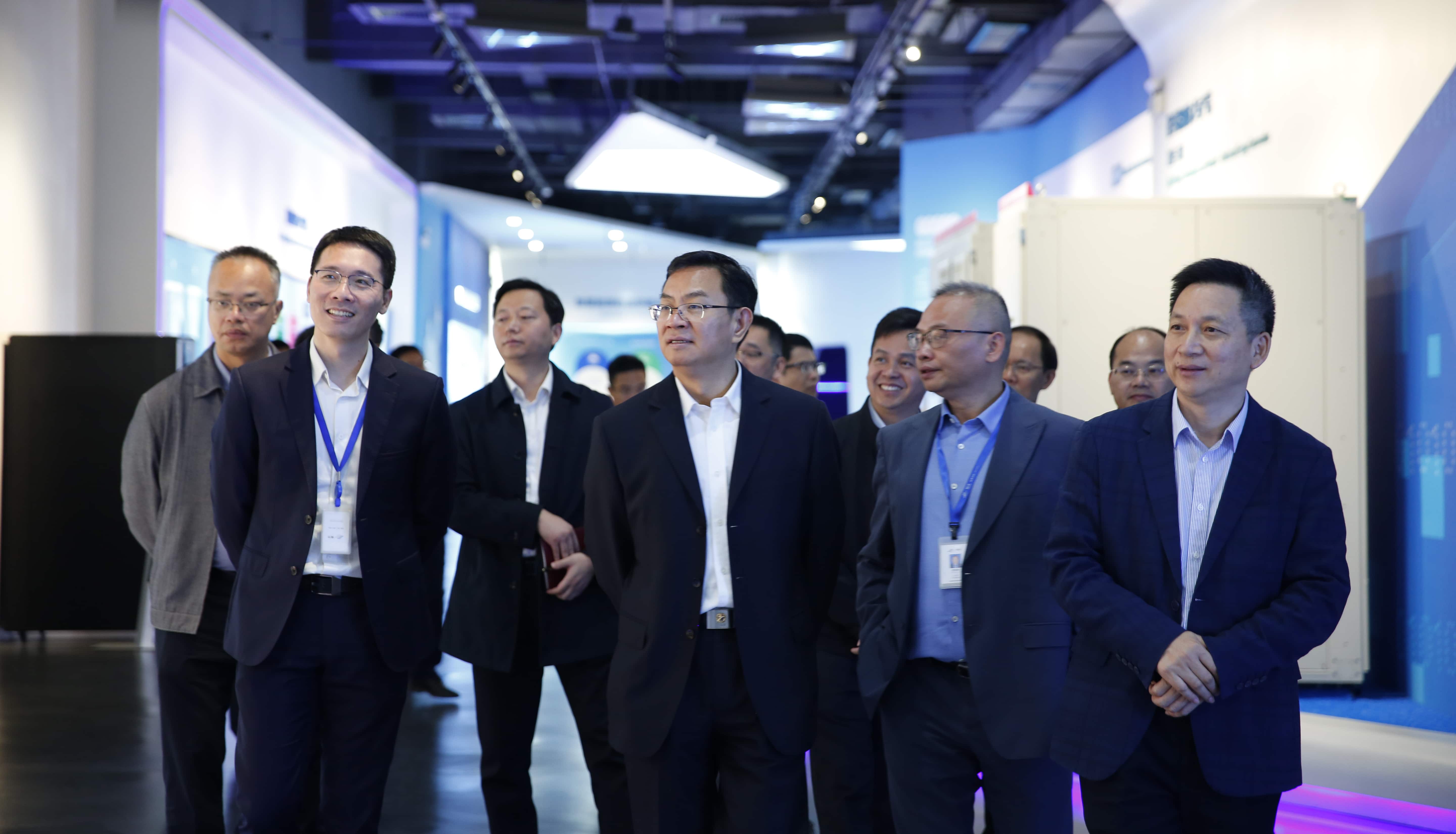 茂名市市长王雄飞率队莅临中国·yL23411永利(集团有限公司)-官方考察，共商产业合作新机遇